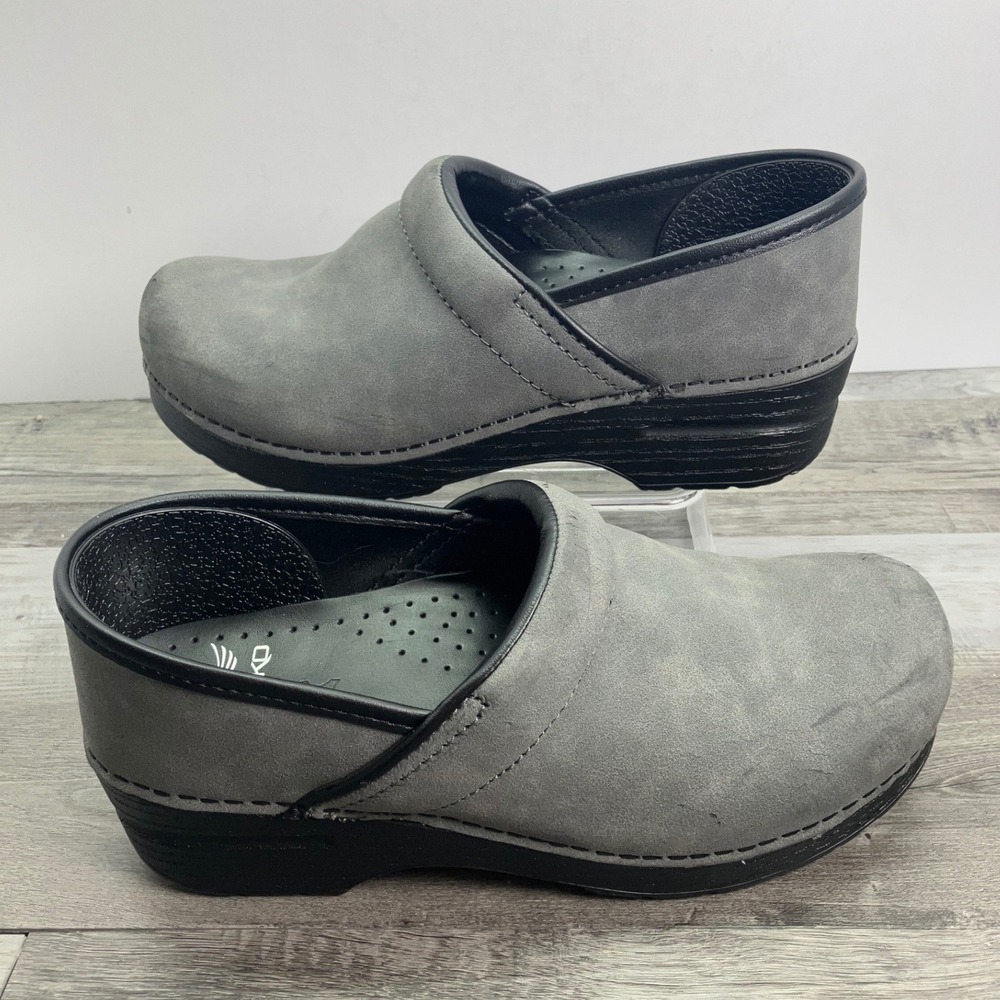 Dansko Professional Grey Nubuck Leather Clogs Womens Size 38 EU 7.5-8 US